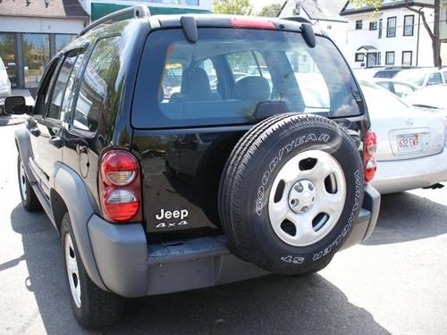 Jeep Liberty 2006 photo 1