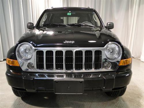 Jeep Liberty 2006 photo 2