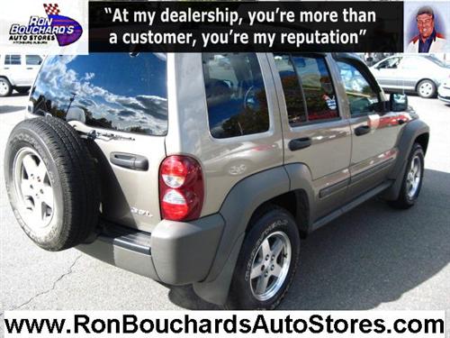 Jeep Liberty 2006 photo 2