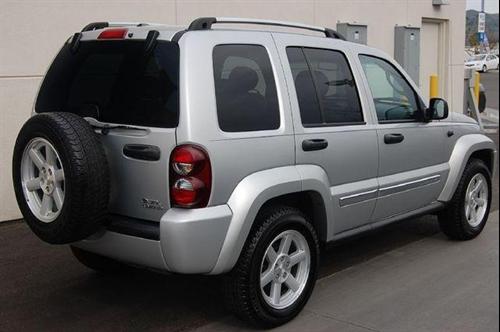Jeep Liberty 2006 photo 2