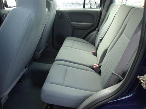 Jeep Liberty 2006 photo 3
