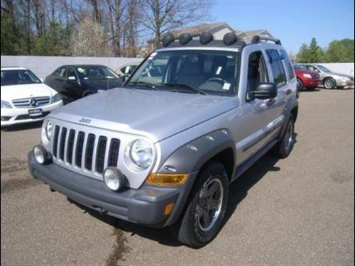 Jeep Liberty 2006 photo 2