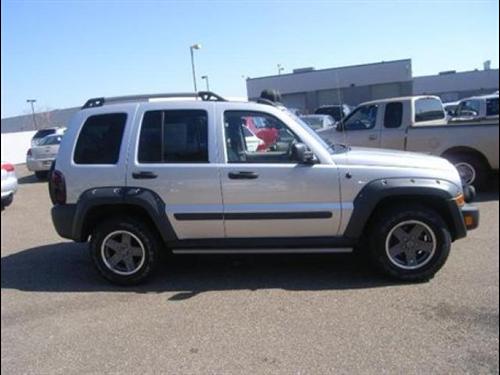 Jeep Liberty 2006 photo 3