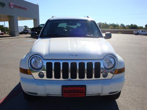 Jeep Liberty 2006 photo 3