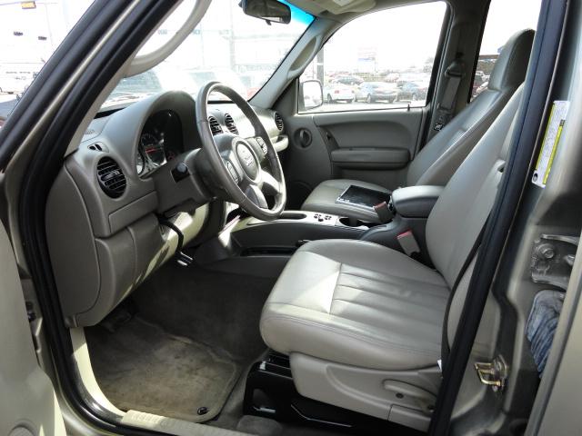Jeep Liberty 2006 photo 1