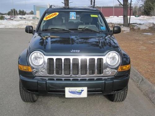Jeep Liberty 2006 photo 4
