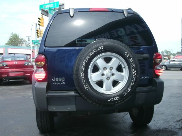 Jeep Liberty 2006 photo 1