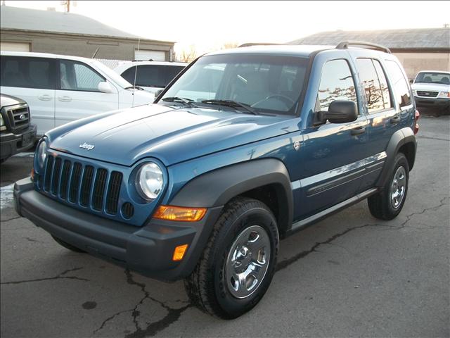 Jeep Liberty 2006 photo 4