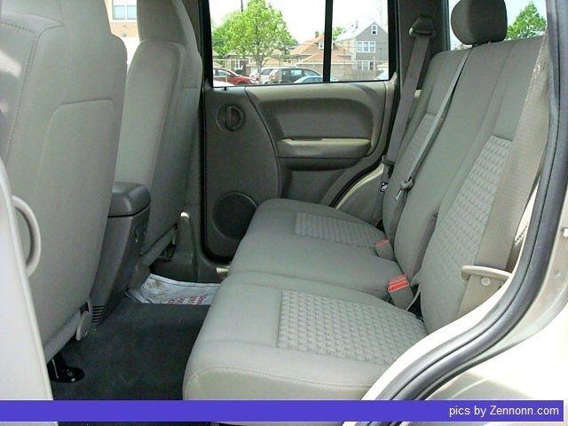 Jeep Liberty 2006 photo 3