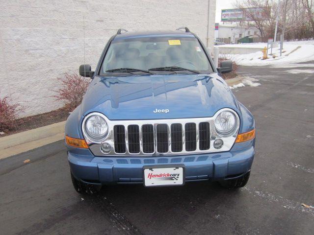 Jeep Liberty 2006 photo 3