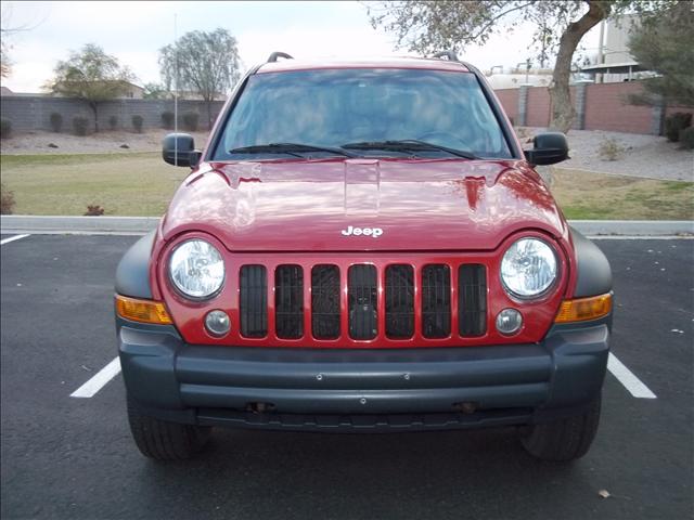 Jeep Liberty 2006 photo 4