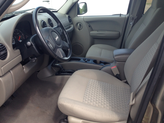 Jeep Liberty 2007 photo 2