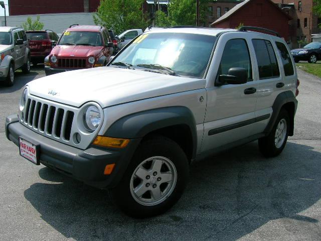 Jeep Liberty 2007 photo 2