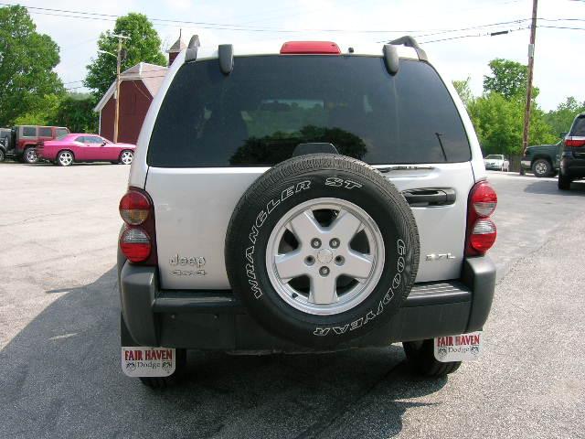 Jeep Liberty 2007 photo 3