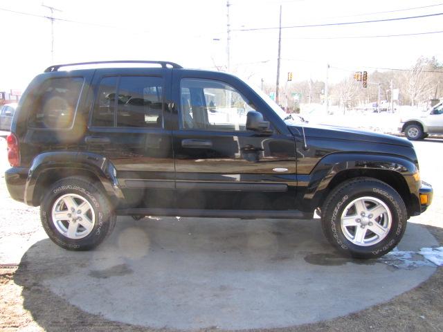 Jeep Liberty 2007 photo 2
