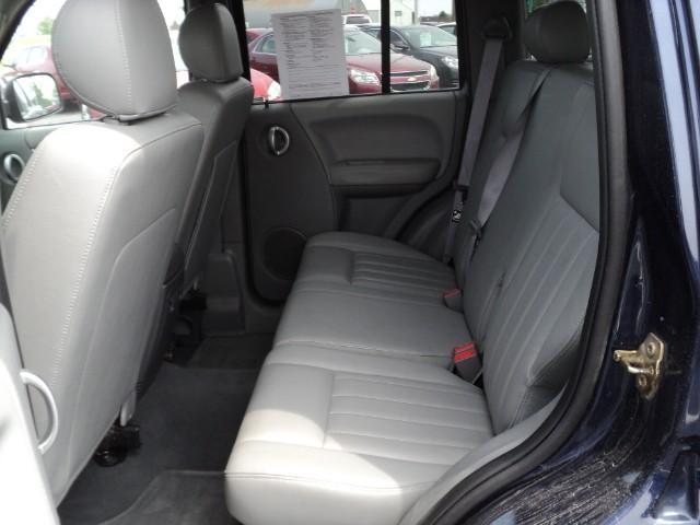 Jeep Liberty 2007 photo 2
