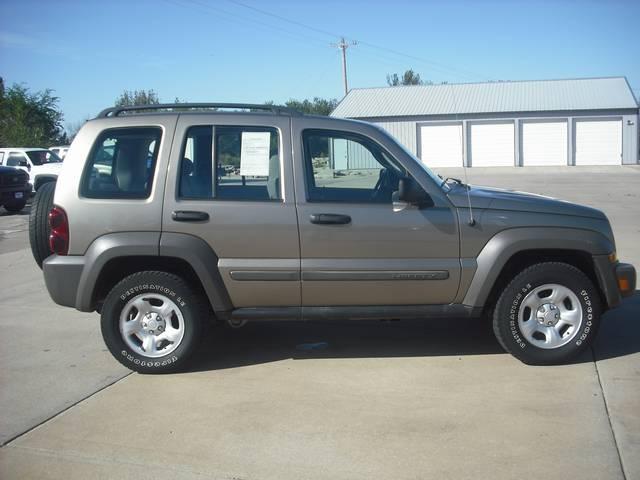 Jeep Liberty 2007 photo 4