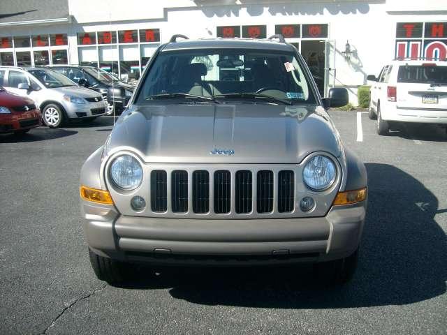 Jeep Liberty 2007 photo 2