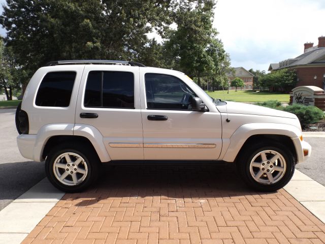 Jeep Liberty 2007 photo 3
