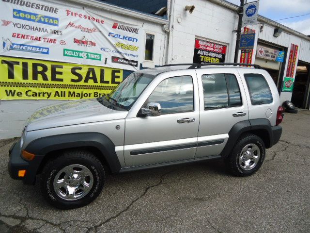 Jeep Liberty 2007 photo 1