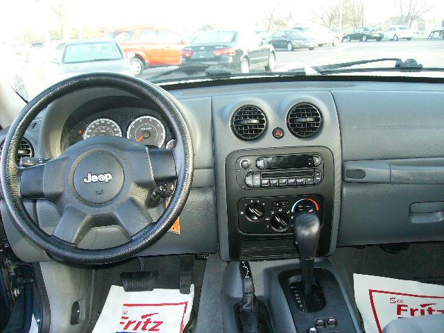 Jeep Liberty 2007 photo 4