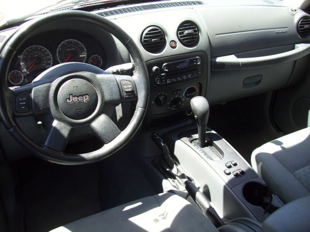 Jeep Liberty 2007 photo 2