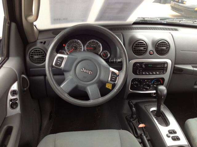 Jeep Liberty 2007 photo 3