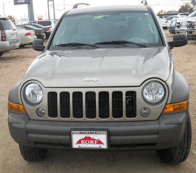 Jeep Liberty 2007 photo 2