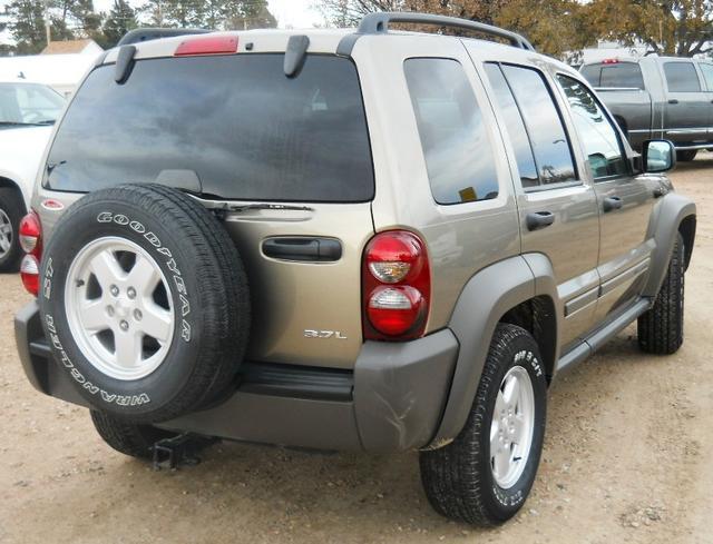 Jeep Liberty 2007 photo 4