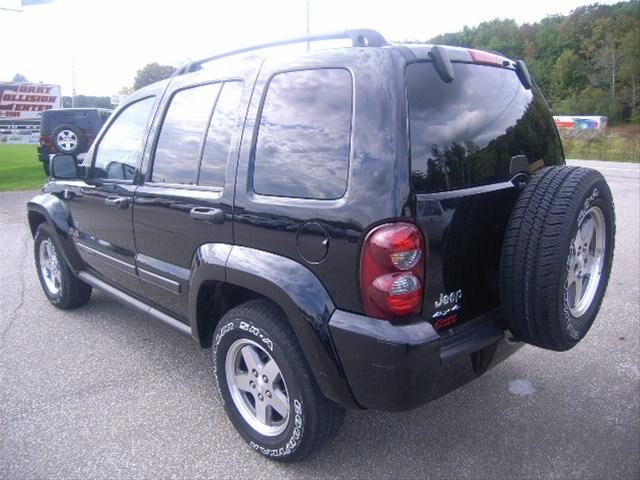 Jeep Liberty 2007 photo 2