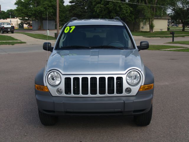 Jeep Liberty 2007 photo 3