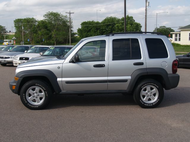 Jeep Liberty 2007 photo 4