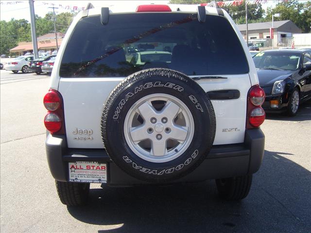 Jeep Liberty 2007 photo 3