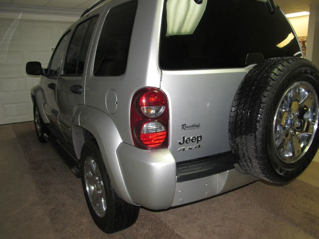 Jeep Liberty 2007 photo 2