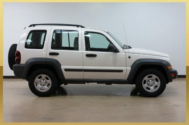 Jeep Liberty 2007 photo 3