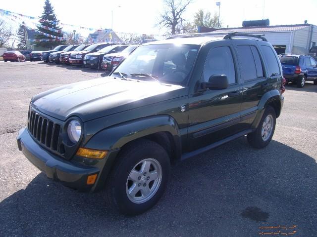 Jeep Liberty SLT 25 SUV