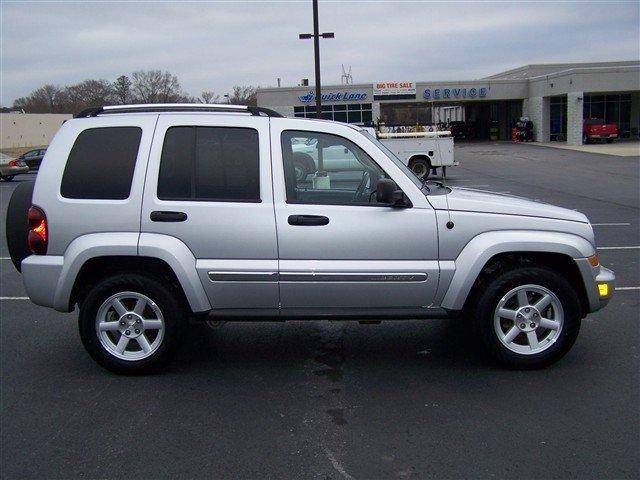 Jeep Liberty 2007 photo 3
