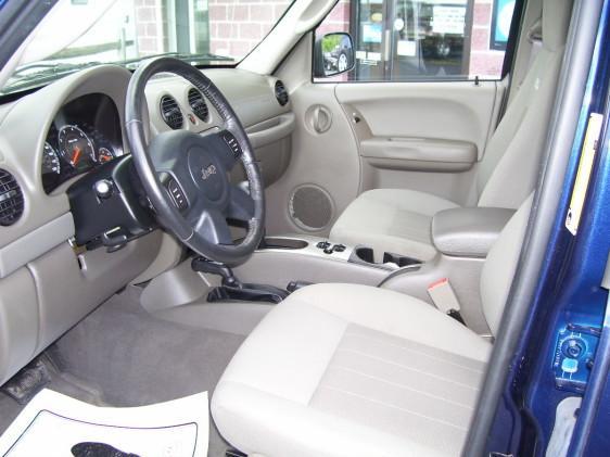 Jeep Liberty 2007 photo 3