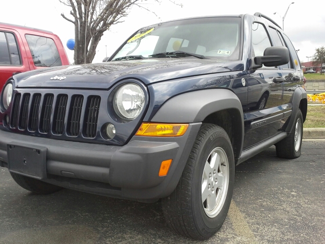 Jeep Liberty 2007 photo 2