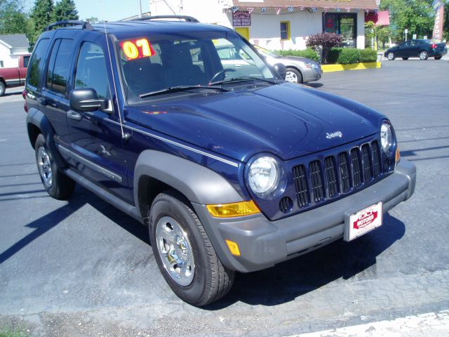 Jeep Liberty 2007 photo 2