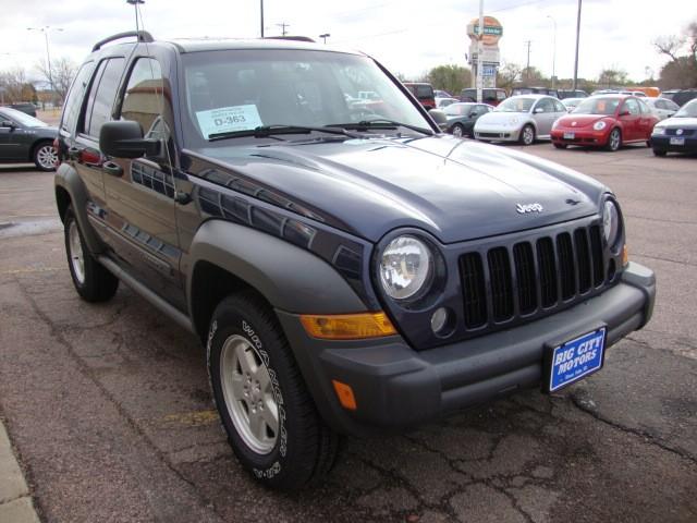 Jeep Liberty 2007 photo 4