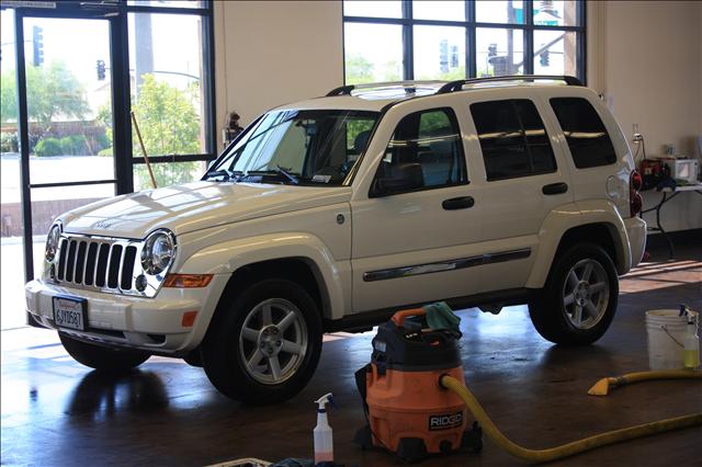 Jeep Liberty 2007 photo 2
