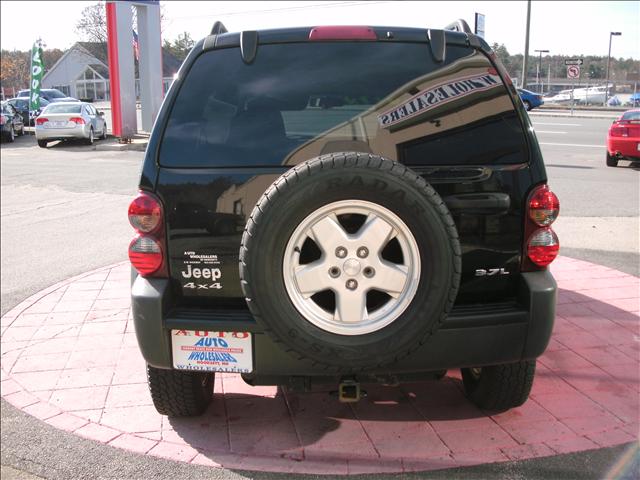Jeep Liberty 2007 photo 3