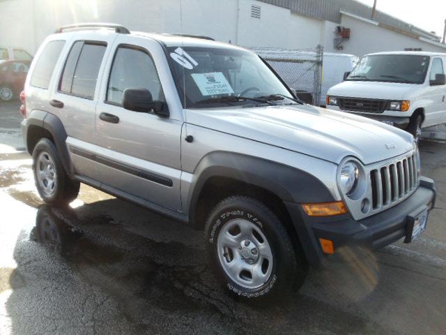 Jeep Liberty 2007 photo 3