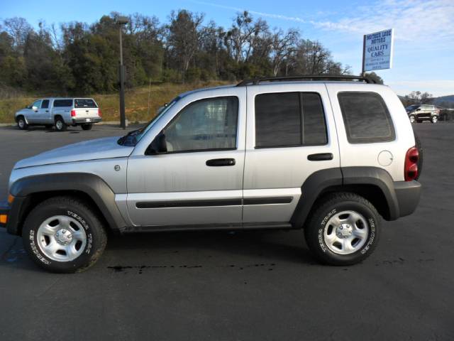 Jeep Liberty 2007 photo 4