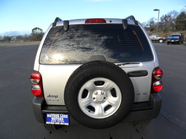 Jeep Liberty 2007 photo 2