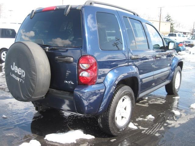 Jeep Liberty 2007 photo 3