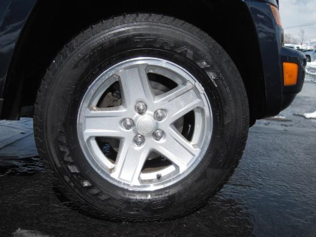 Jeep Liberty 2007 photo 4