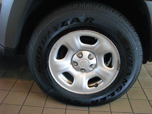 Jeep Liberty 2007 photo 4