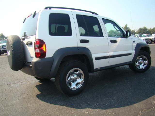 Jeep Liberty 2007 photo 3
